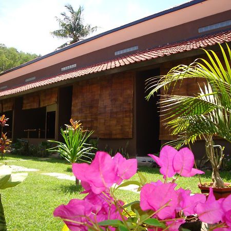 Relaxing Homestay Kuta  Exteriör bild