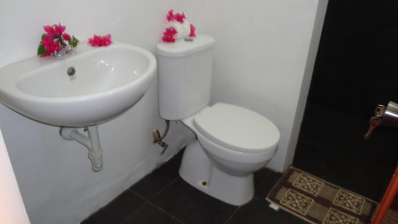 Relaxing Homestay Kuta  Exteriör bild