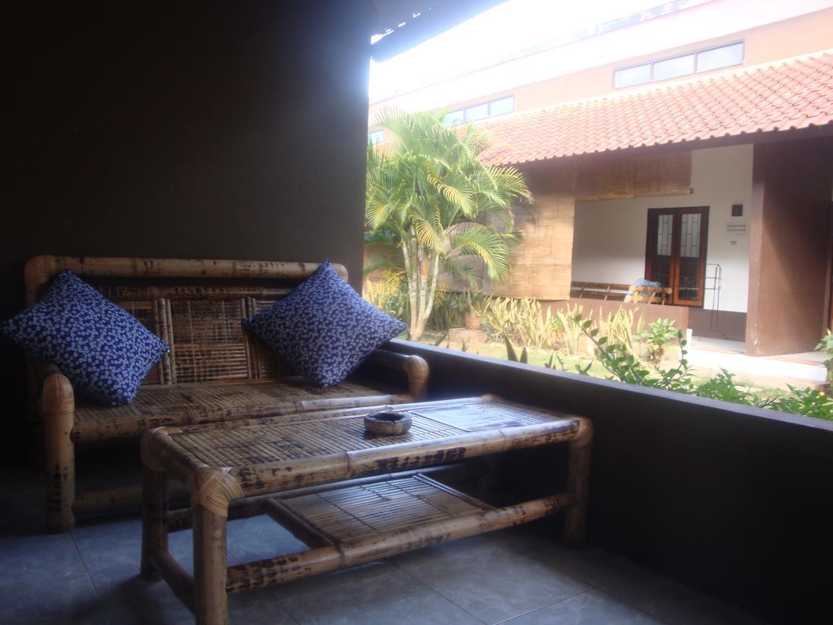 Relaxing Homestay Kuta  Exteriör bild